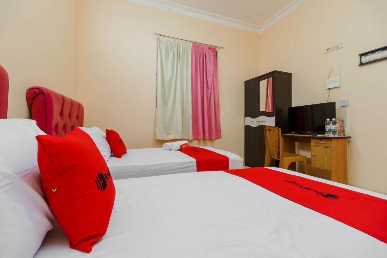 Reddoorz Syariah Near Palembang Square Mall 3 Kültér fotó